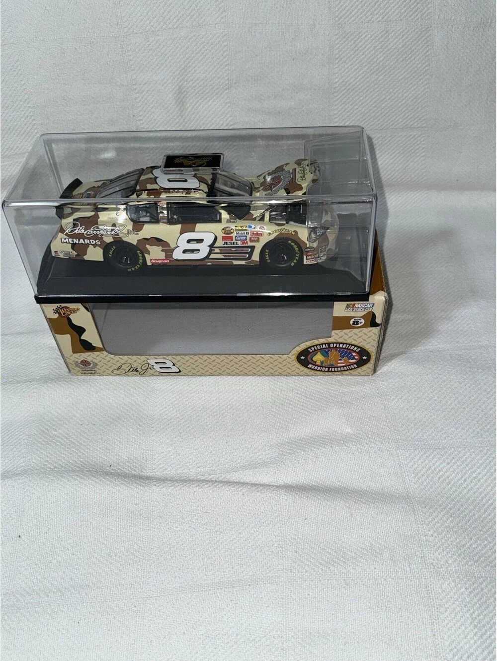 🔥 1:24 Dale Earnhardt Jr Warrior Foundation  2008 Open Hood Display Case 🔥